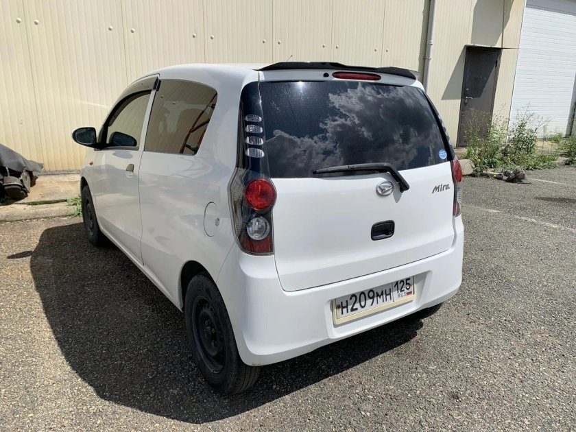 Спойлер на Дайхатсу мира