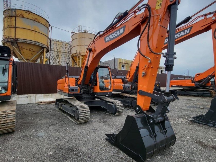 Экскаватор doosan