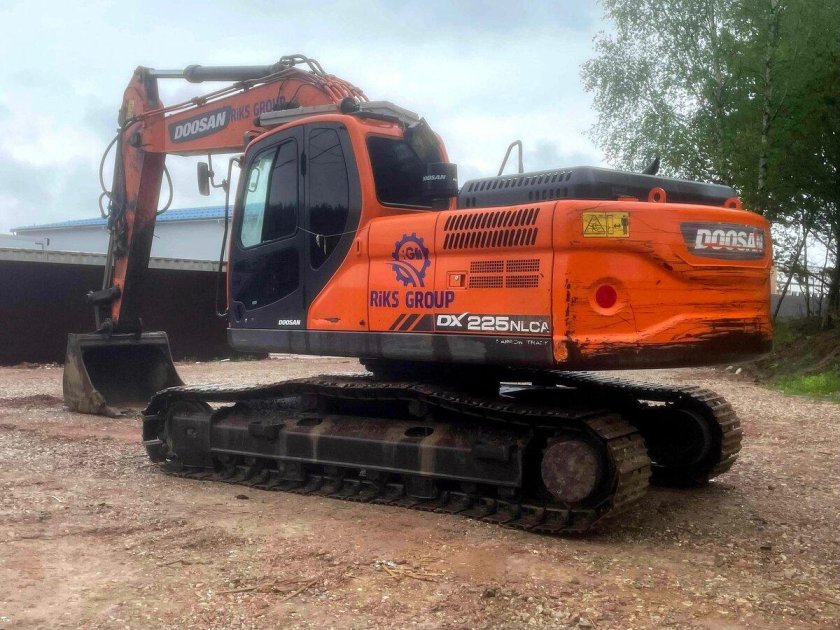 Экскаватор doosan