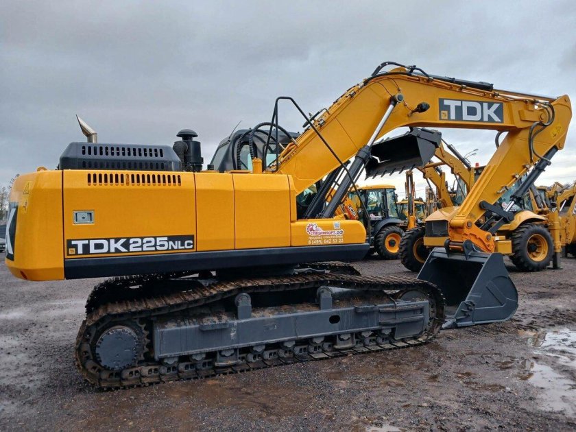 Гусеничный экскаватор xcmg xe470d