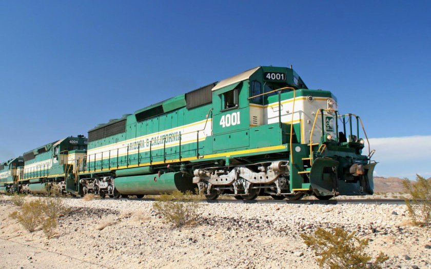 Зеленый тепловоз