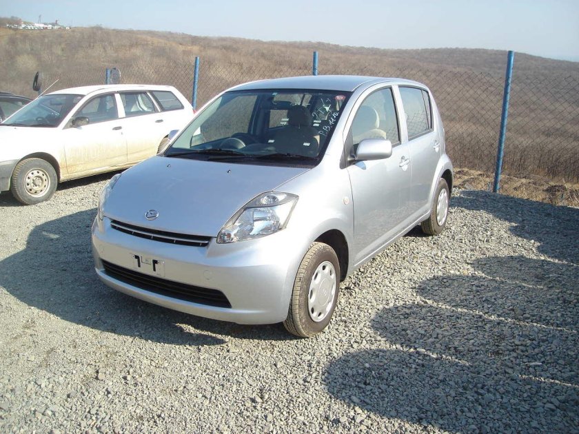 Daihatsu Boon 2005