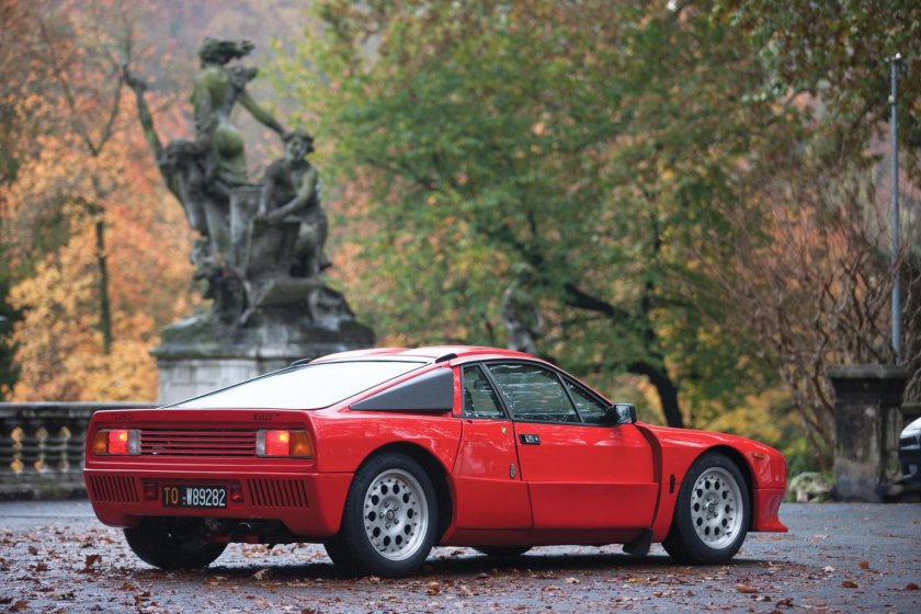Lancia Rally 037 Stradale