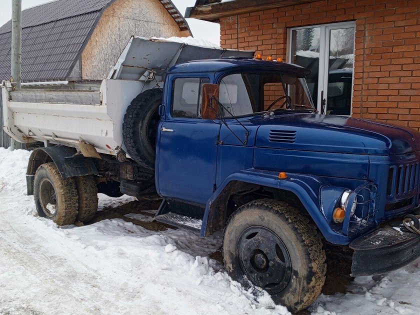Самосвал зил 130