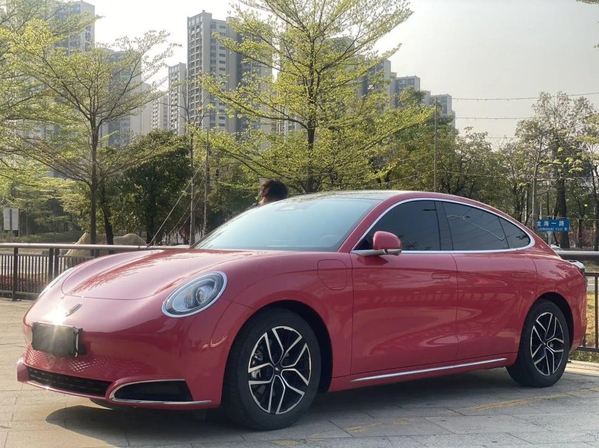 Автомобиль ora