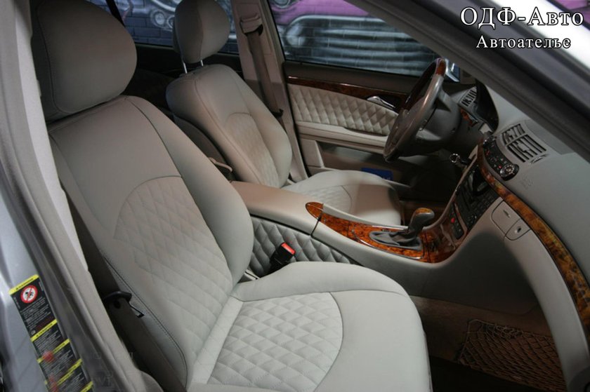 Мерседес 211 серый салон