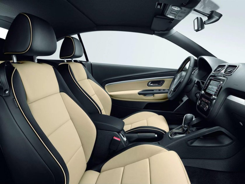 Фольксваген ЭОС салон