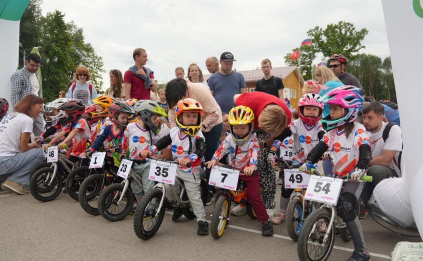 Соревнования на беговелах