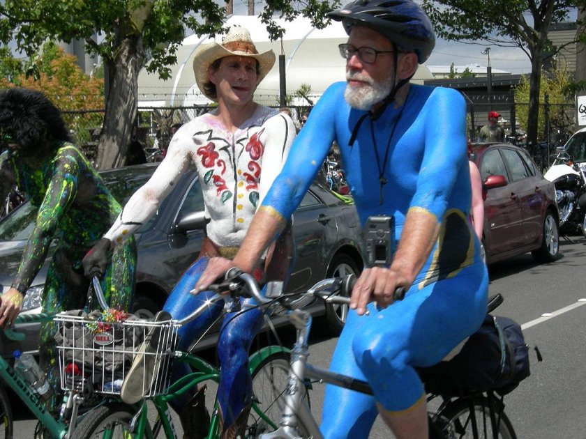 Бодиарт на велосипеде