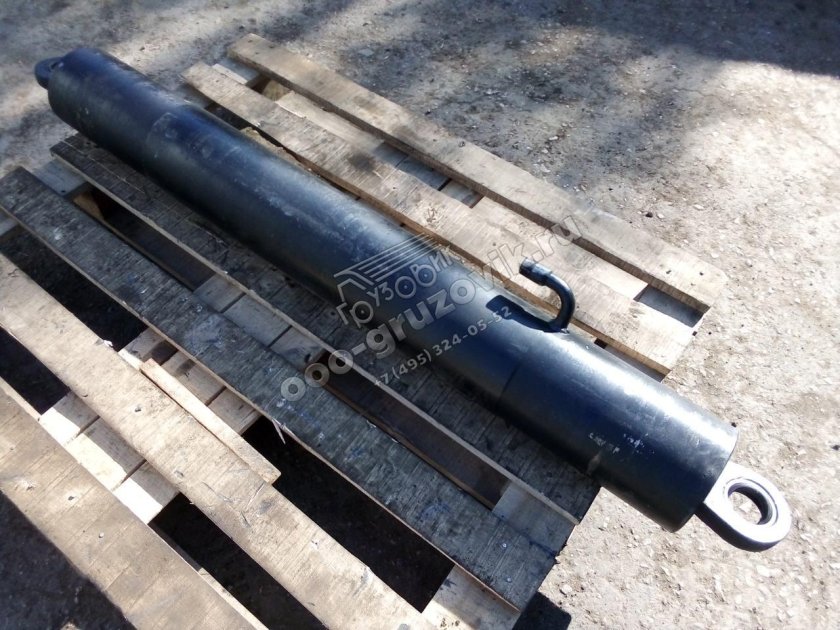 Гидроцилиндр КАМАЗ 6520