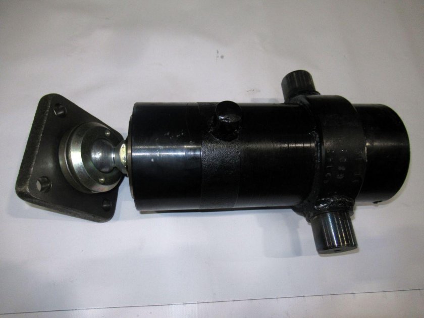 Цилиндр подъема кузова КАМАЗ 55102