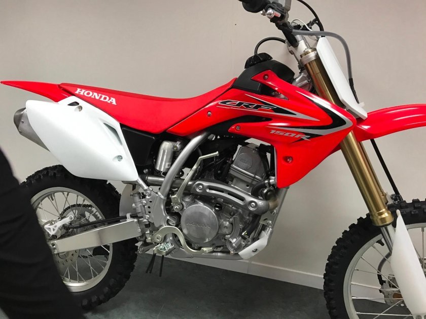 Хонда CRF 150 R