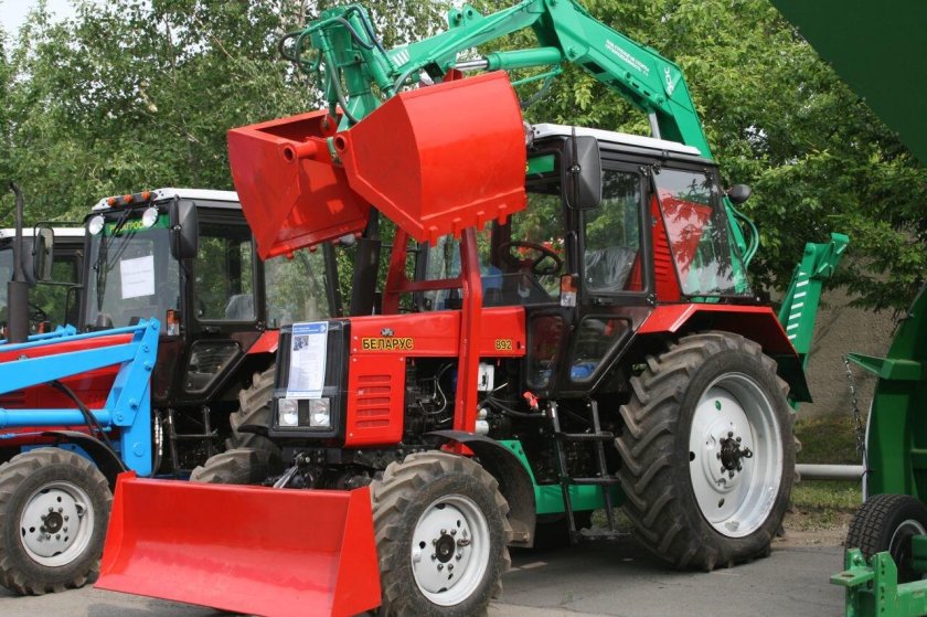 Погрузчик грейферный МТЗ 80