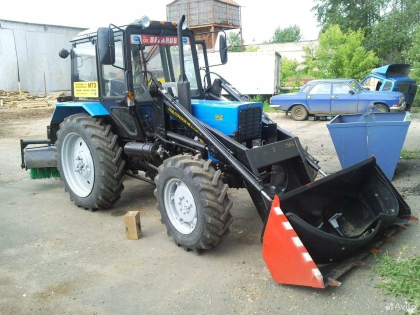 Трактор МТЗ 82 погрузчик