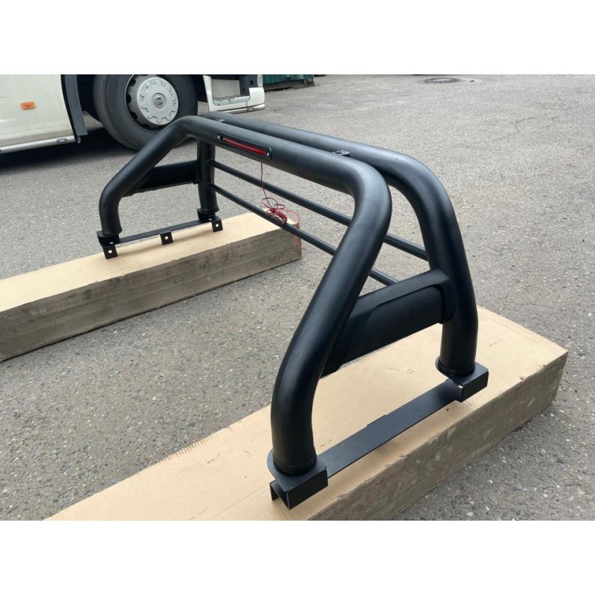 Дуга в кузов пикапа