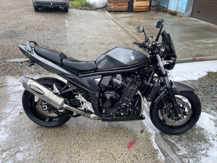 Сузуки бандит 300