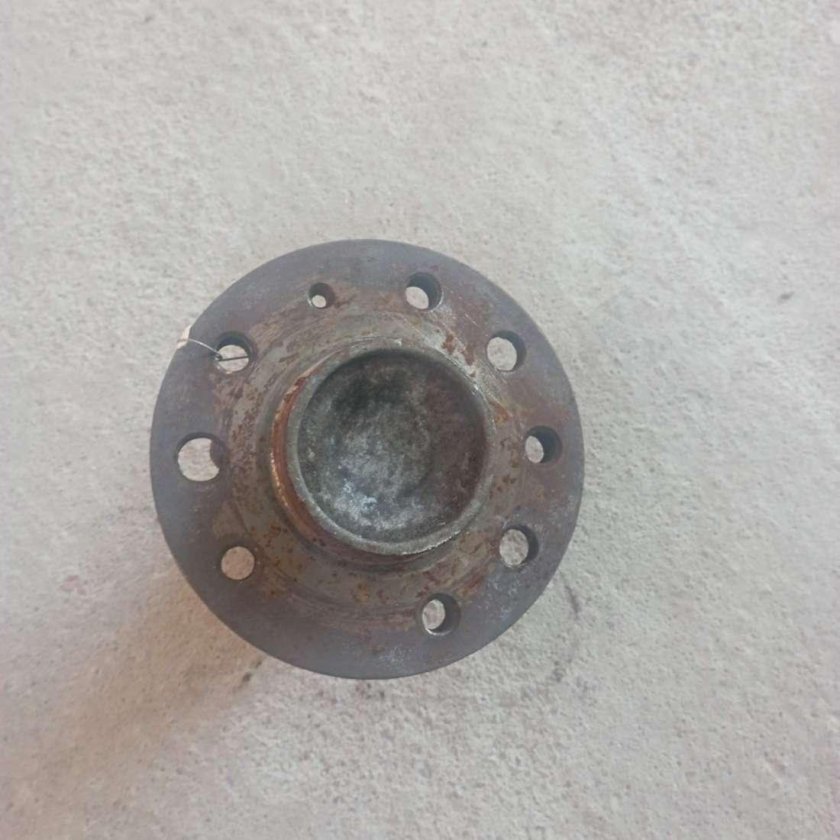 Ступица задняя Vectra b 4 отверстия