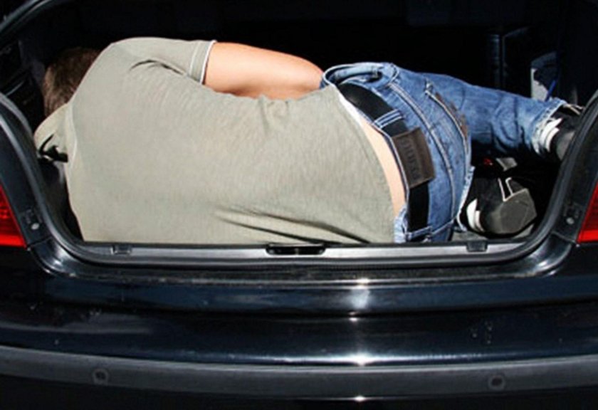 Похитили человека в багажнике