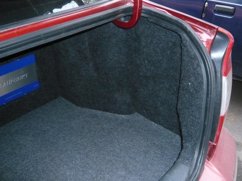 Отделка багажника авто
