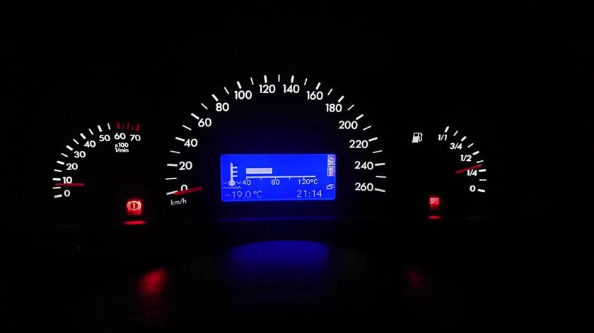 W203 панель приборов Пересвет