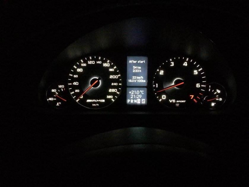 Приборная панель Мерседес w203