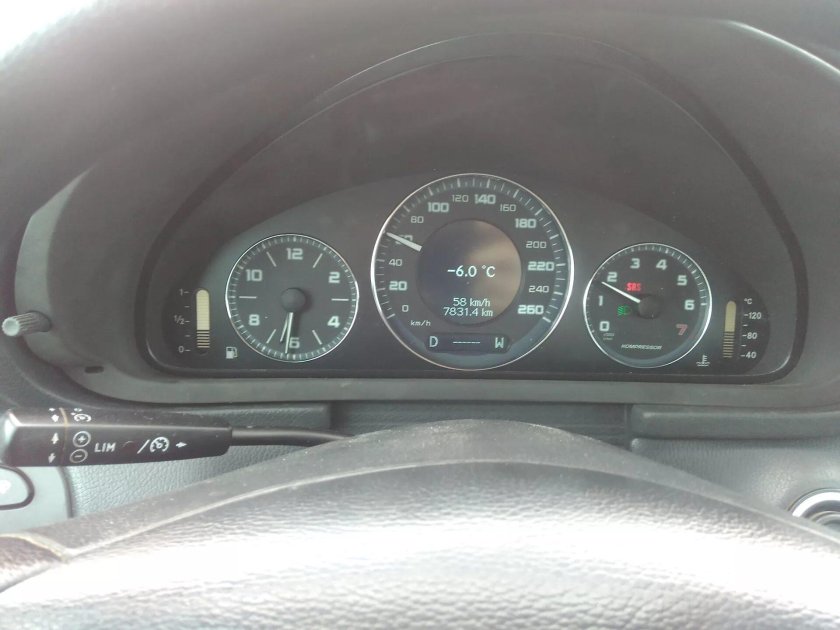 Приборная панель w203 дорестайл