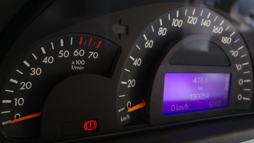 Приборная панель Мерседес 203