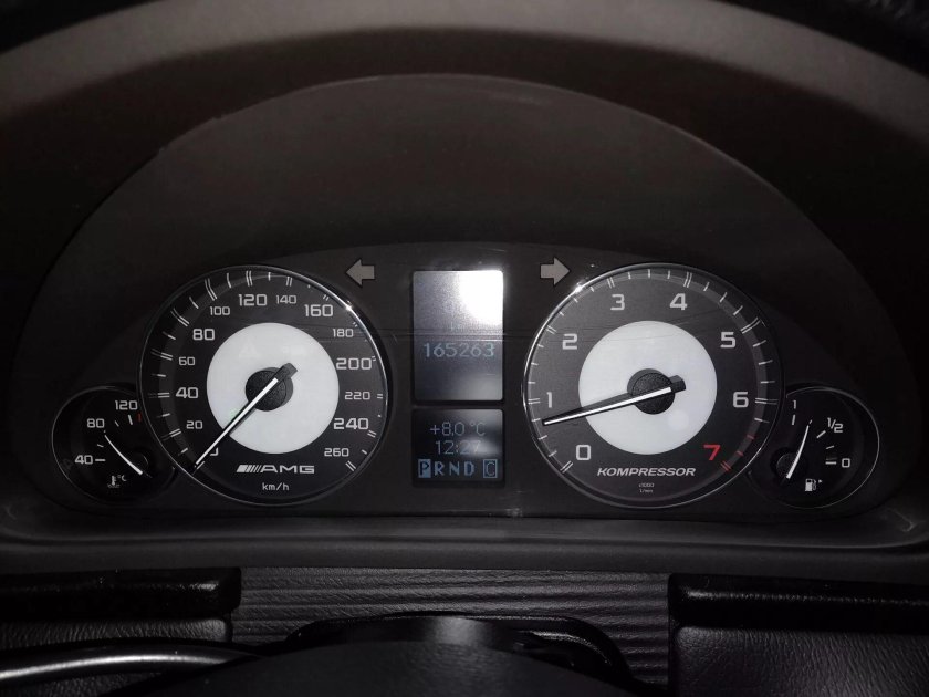 Панель приборов w203 AMG