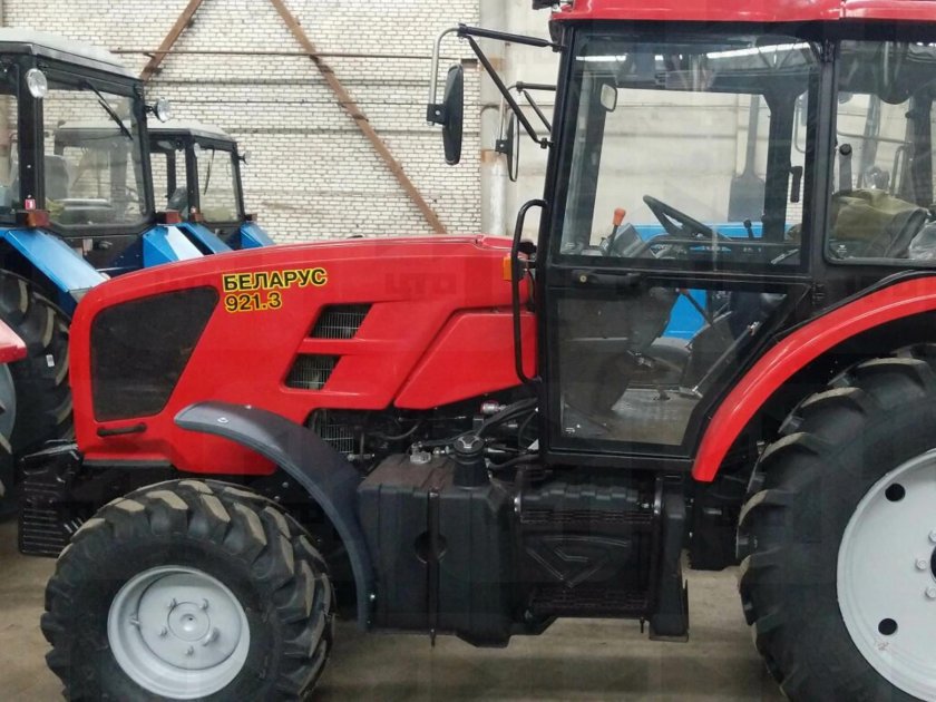 Беларус 921