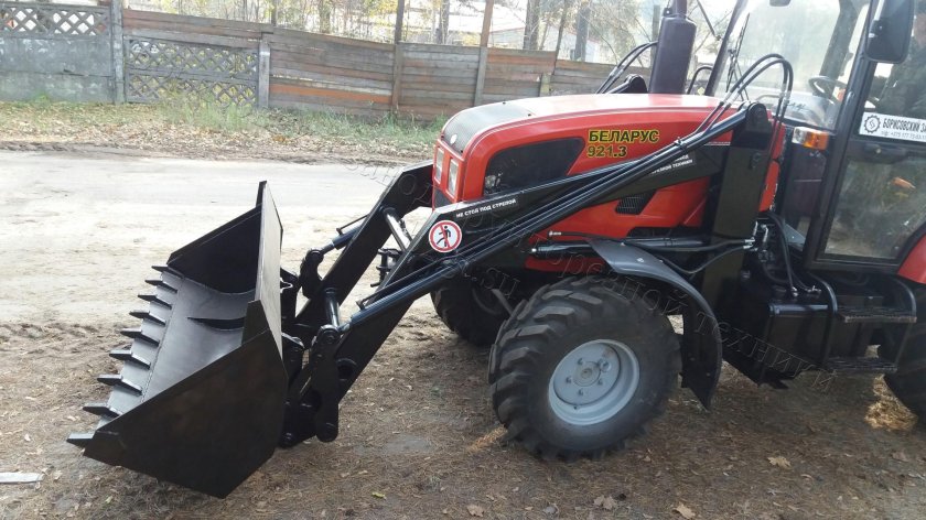 Трактор Беларус 921.3