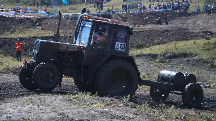 Бизон трактор шоу