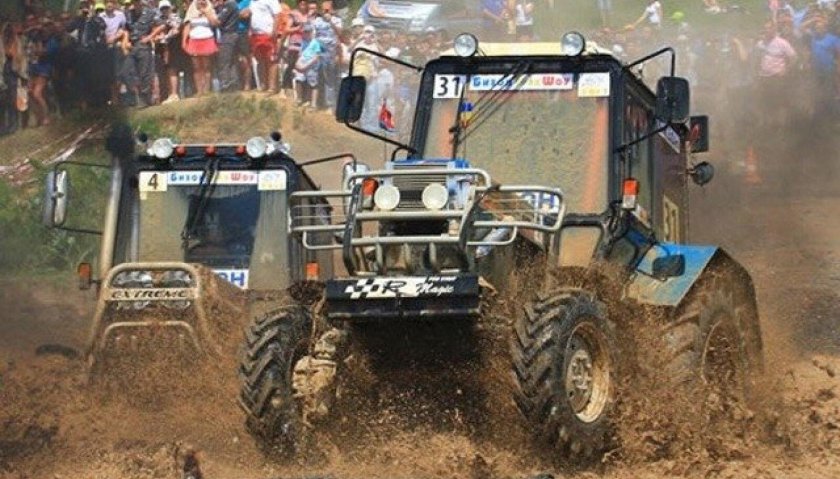 Трактор Бизон