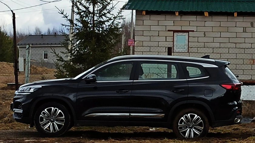 Chery Tiggo 8 черный