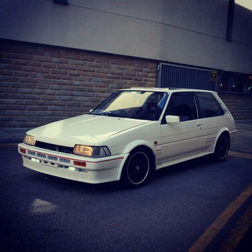 Toyota Corolla ae82