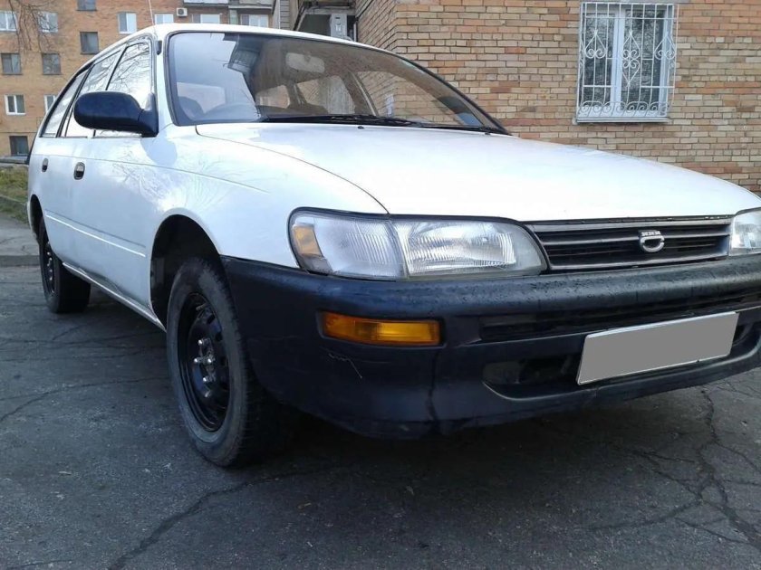 Тойота королла универсал 2000 года