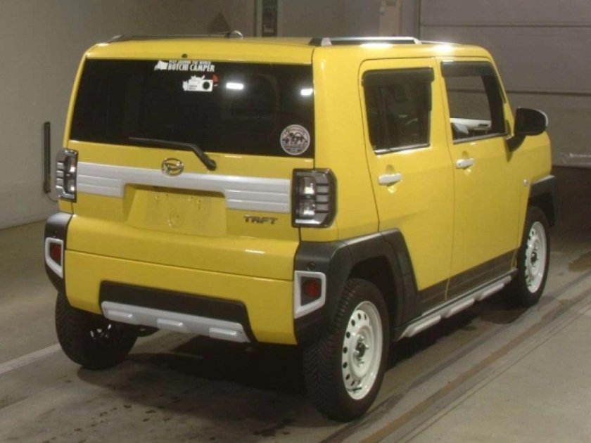 Daihatsu taft la 900