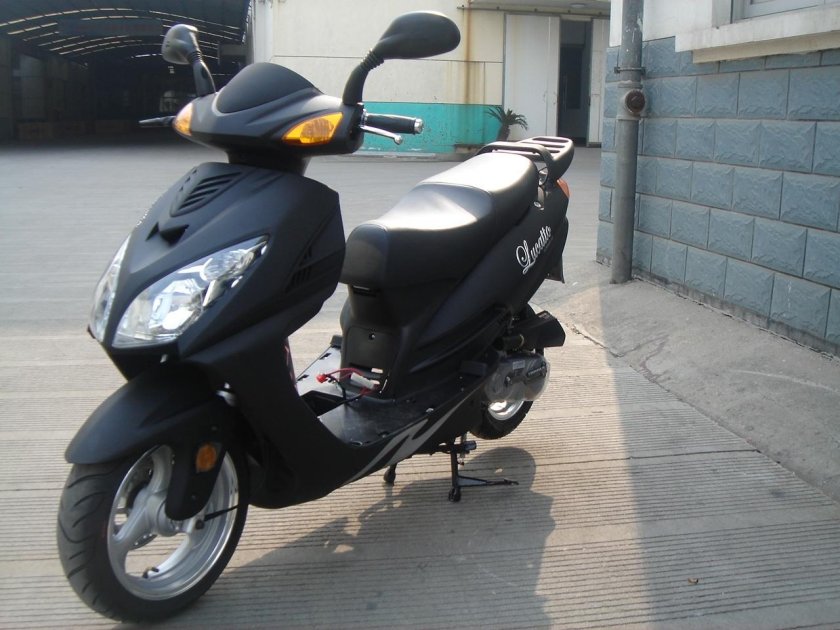 Omaks 125 кубов скутер