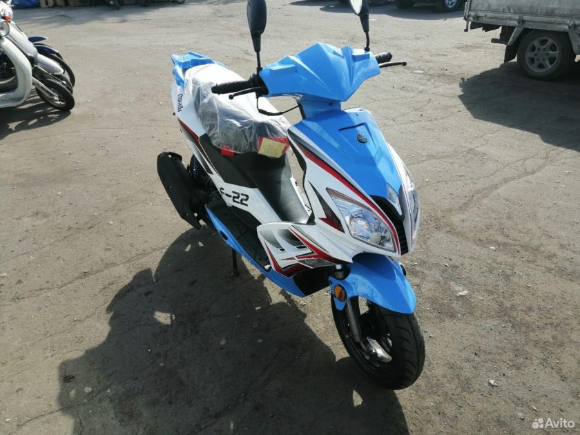 Скутер Omaks f22