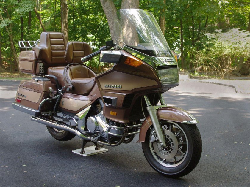 Сузуки кавалькада 1400