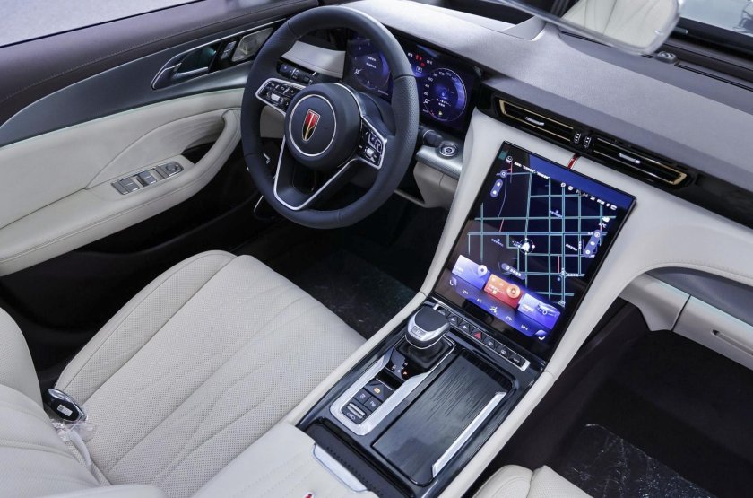 Китайский седан Hongqi h5