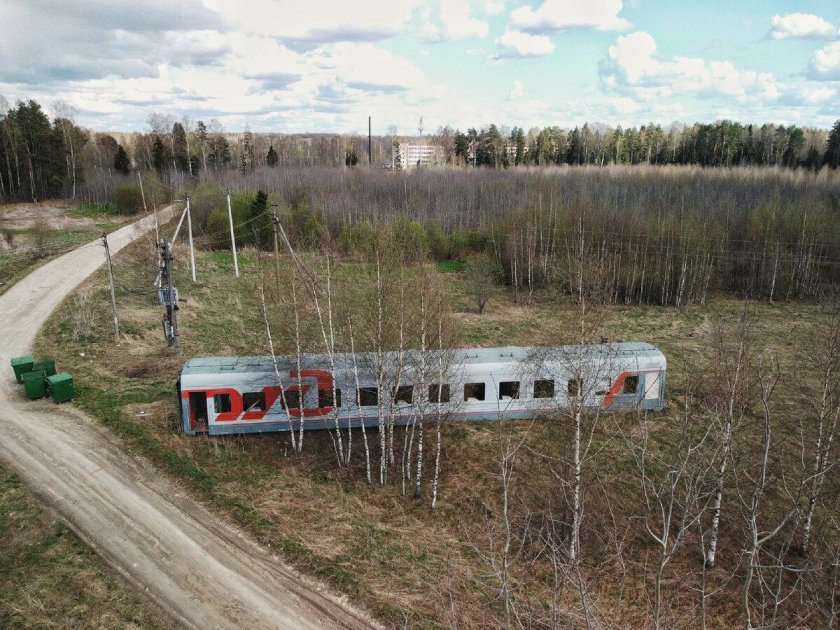 Заброшенные пассажирские вагоны