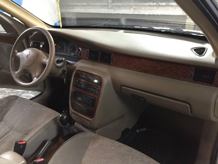 Iran Khodro Samand 2007 салон