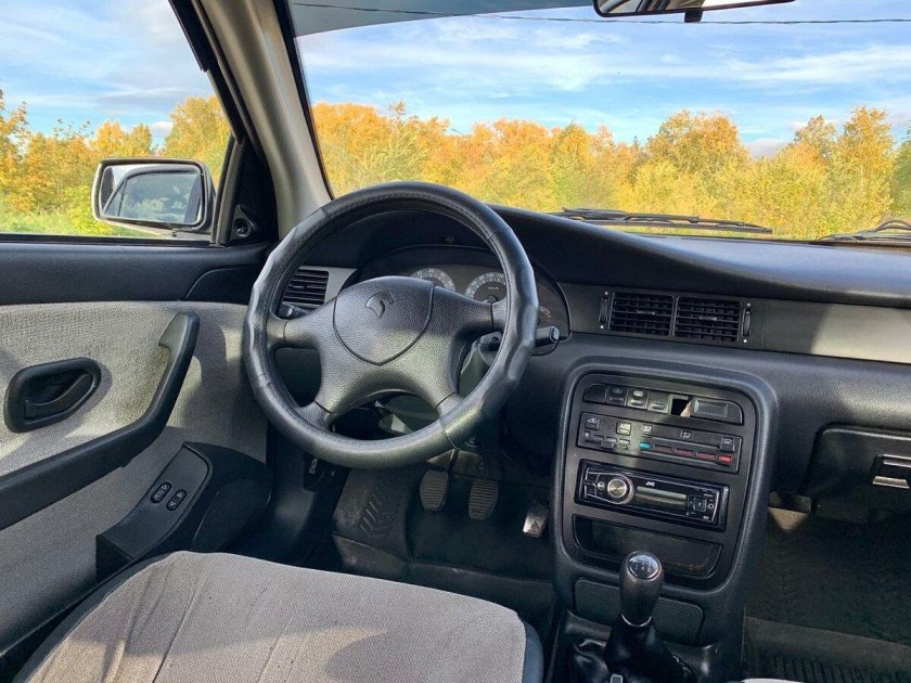 Iran khodro samand 1.8 салон