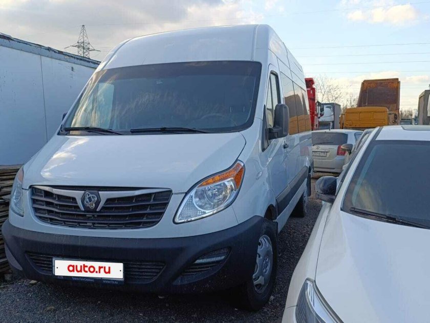 Цельнометаллические фургоны