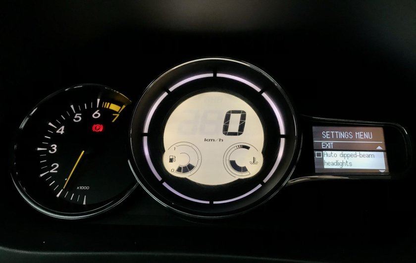 Приборная панель Renault Megane 3