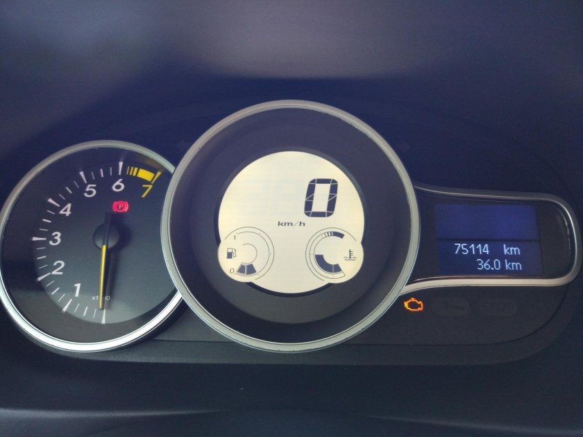 Приборная панель Меган 3