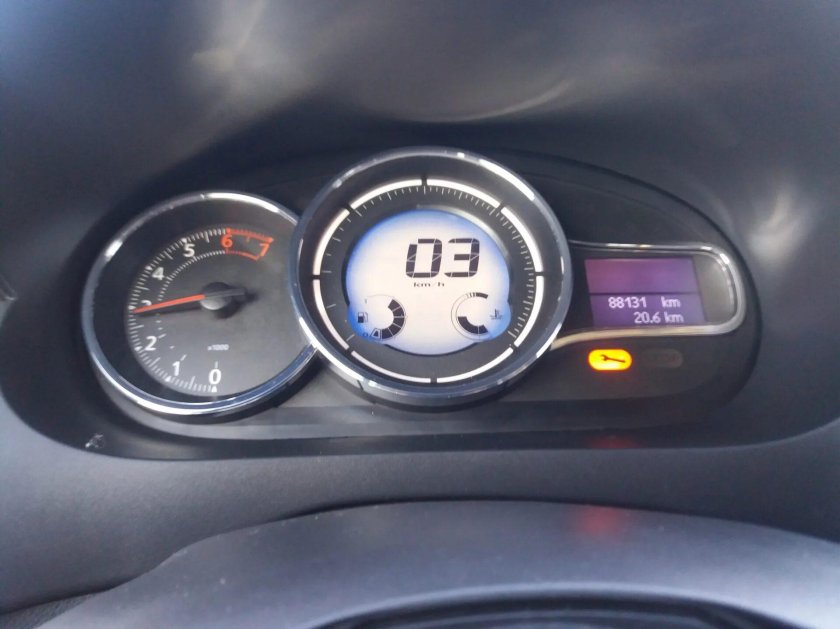 Щиток приборов Меган 3