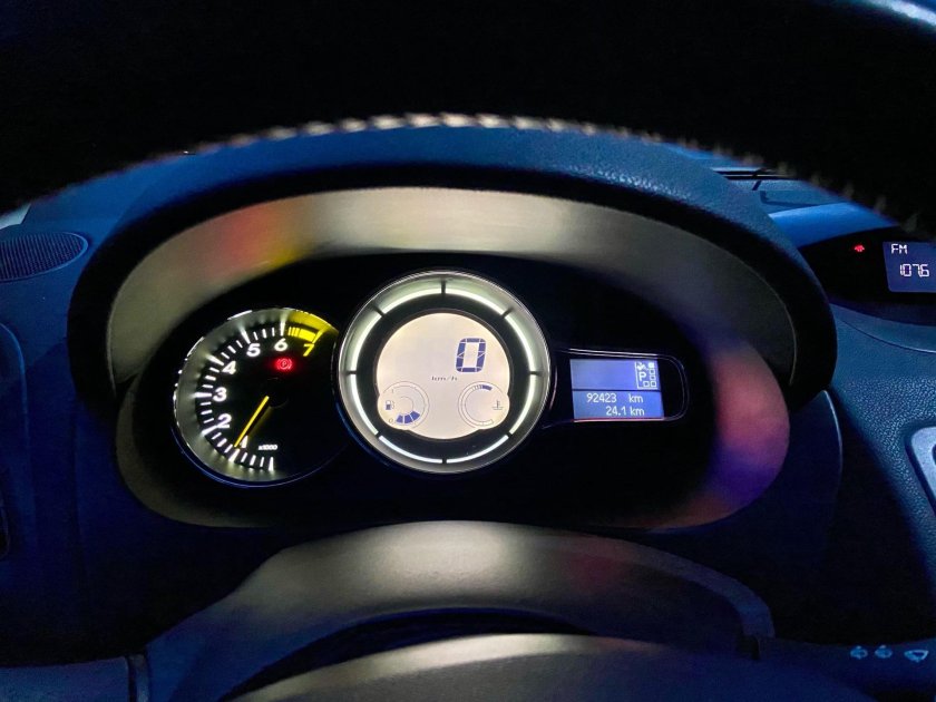 Цифровая приборная панель Рено Меган 3