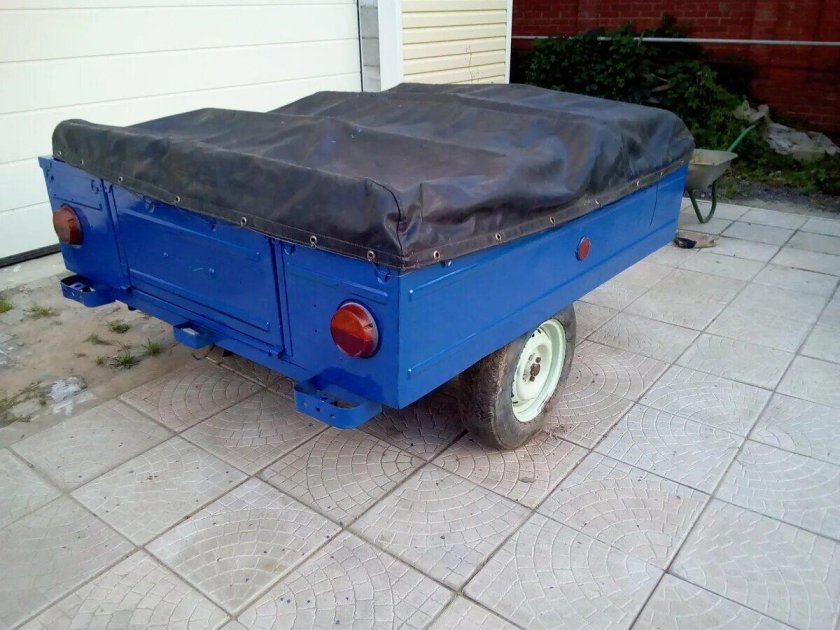 Прицеп к легковому автомобилю