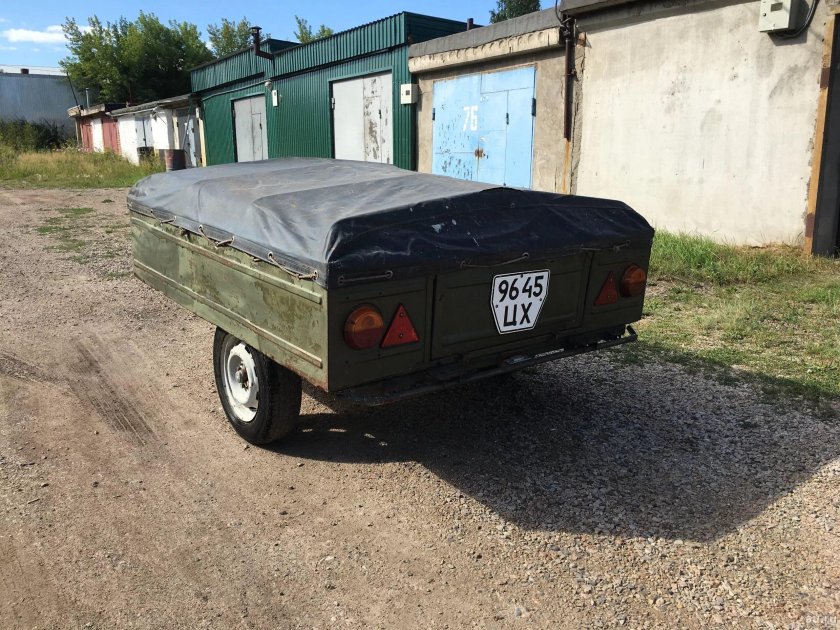 Легковой прицеп